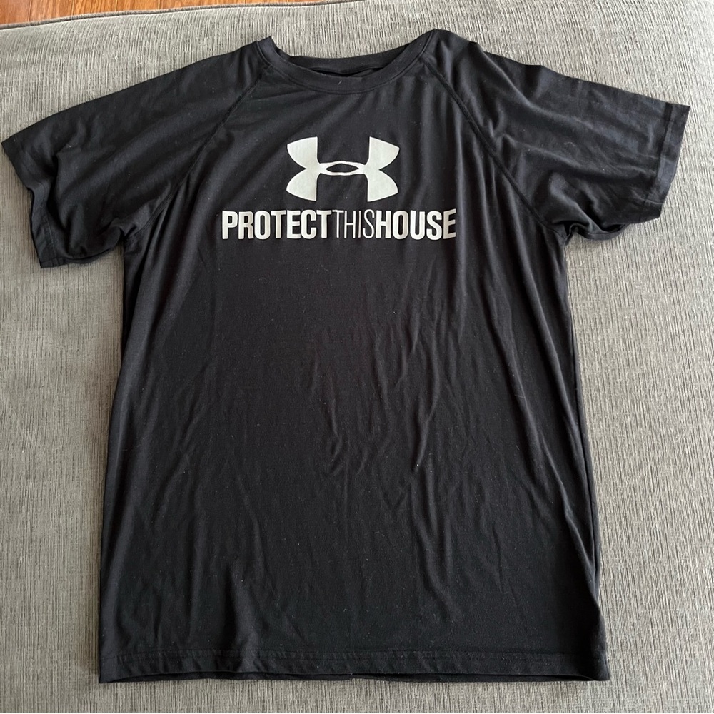 3! Boys UNDER ARMOUR Original Tees 2 Black & 1 Yellow Gold Size Large - Picture 5 of 16
